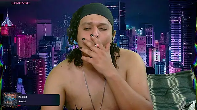 Snapshot of chino_roz chatting on February 21, 7:23 am chino roz online show from February 21, 7:23 am