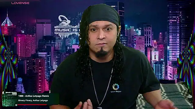 Snapshot of chino_roz chatting on February 23, 6:17 am chino roz online show from February 23, 6:17 am