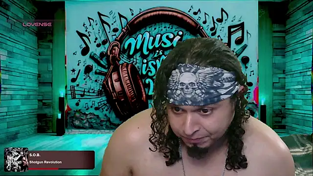 Snapshot of chino_roz chatting on March 20, 9:37 am chino roz online show from March 20, 9:37 am