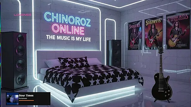 Snapshot of chino_roz chatting on September 11, 2:06 pm chino roz online show from September 11, 2:06 pm