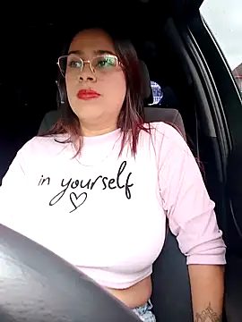 Latina sexy1 online show from February 19, 1:40 pm