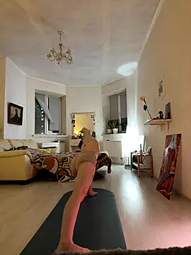 LeyaJohnson online show from January 9, 2:31 pm