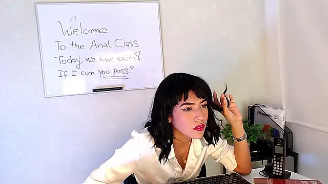 Sassy--Girl online show from January 17, 7:49 pm