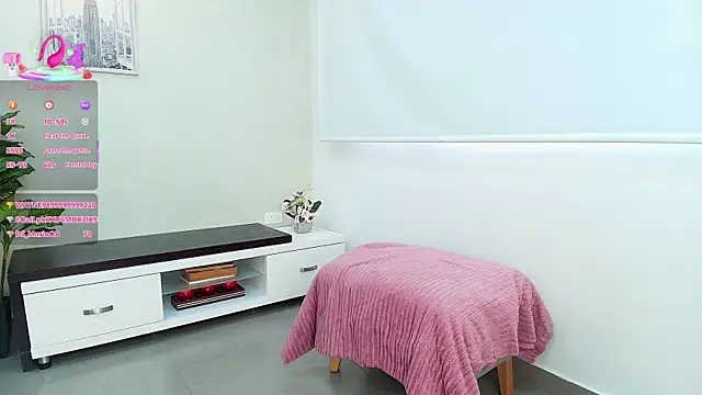 Sassy--Girl online show from October 10, 6:51 pm