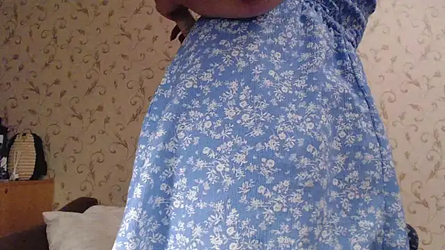 Snapshot of mmmPinUpGirl chatting on December 19, 8:44 pm mmmPinUpGirl online show from December 19, 8:44 pm