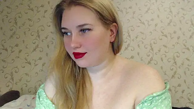 Snapshot of mmmPinUpGirl chatting on February 16, 4:42 pm mmmPinUpGirl online show from February 16, 4:42 pm