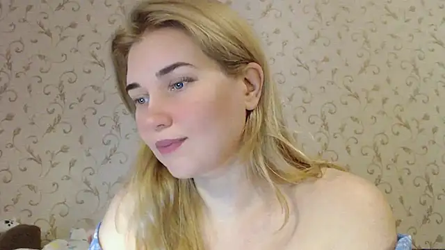 Snapshot of mmmPinUpGirl chatting on September 12, 6:57 am mmmPinUpGirl online show from September 12, 6:57 am