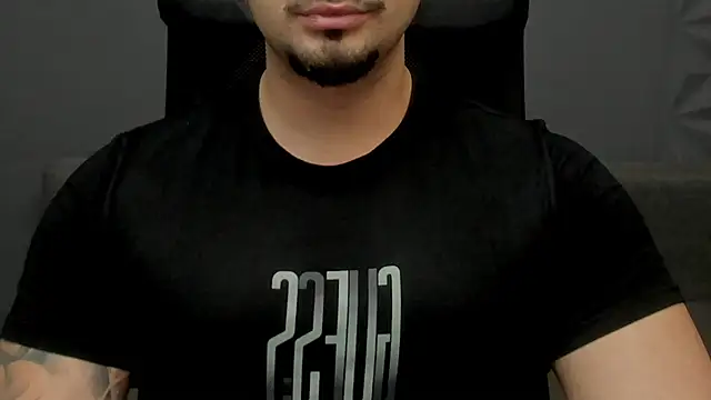 TonyWilcox online show from November 24, 5:18 am