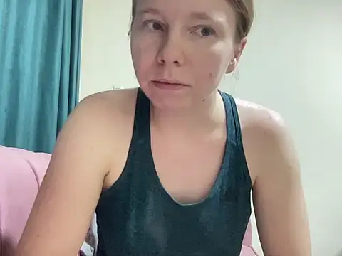 SweetLucy96 online show from November 3, 12:39 pm