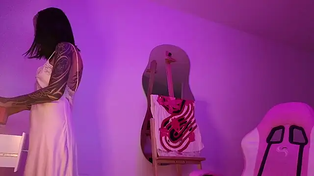 goddess vee  online show from February 12, 3:56 am