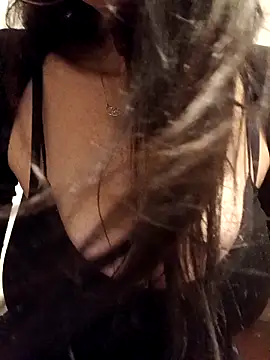 eva750 online show from December 17, 3:40 pm