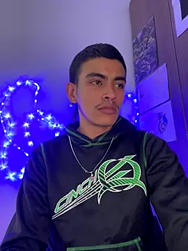 sorry-mom69 online show from December 2, 4:07 am