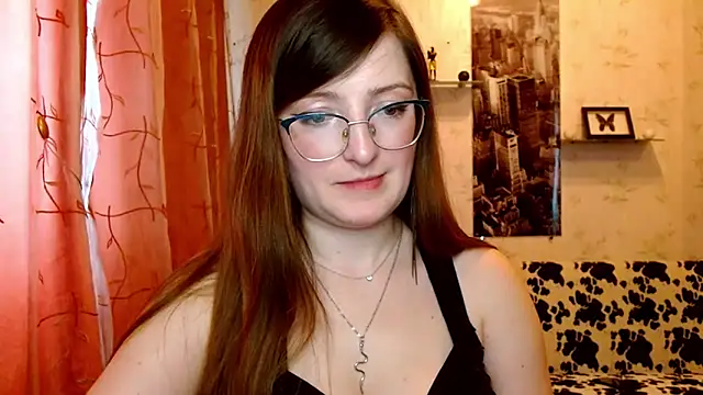 Snapshot of Arielsssplash chatting on February 4, 7:51 am Arielsssplash online show from February 4, 7:51 am