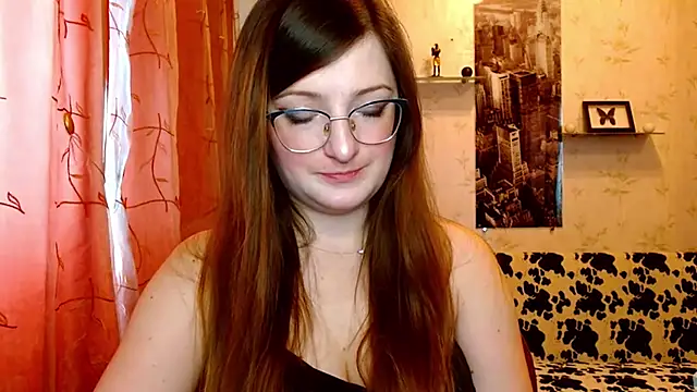 Snapshot of Arielsssplash chatting on February 19, 7:50 am Arielsssplash online show from February 19, 7:50 am