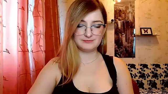 Snapshot of Arielsssplash chatting on February 27, 8:06 am Arielsssplash online show from February 27, 8:06 am