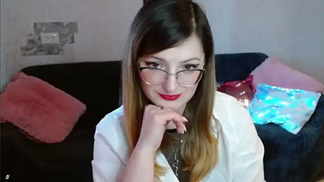 Snapshot of Arielsssplash chatting on November 14, 8:02 am Arielsssplash online show from November 14, 8:02 am