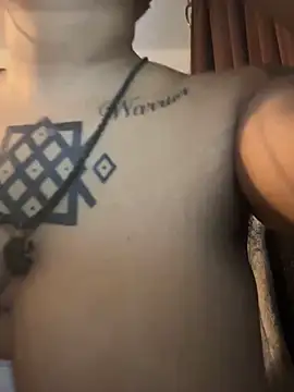 nickytheehawtie online show from April 7, 5:02 pm