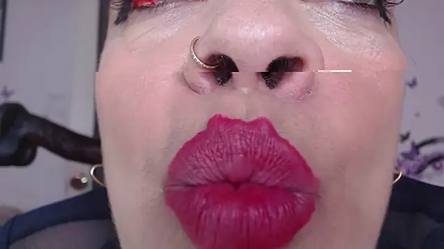 LIila28six online show from March 12, 2:34 pm