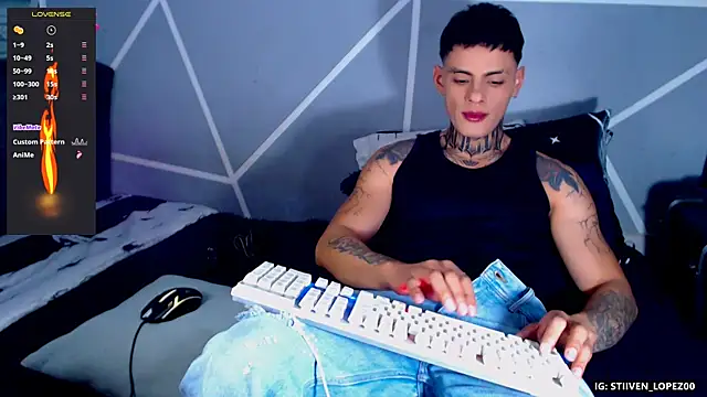 danilohot 19 online show from September 14, 4:55 am