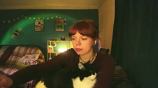 ClancyMorissey online show from March 17, 2:19 am