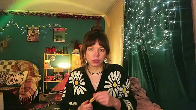 ClancyMorissey online show from December 16, 6:57 pm