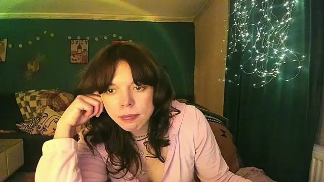 ClancyMorissey online show from April 12, 5:18 pm