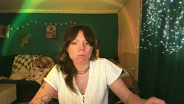 ClancyMorissey online show from May 21, 8:38 pm
