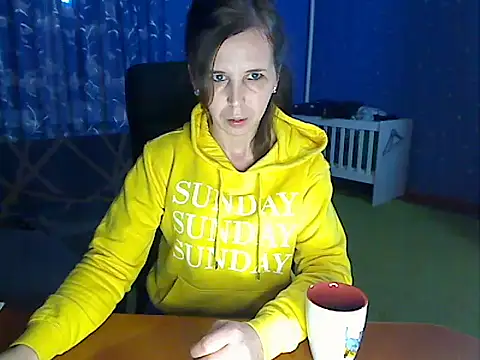 loveis007 online show from December 4, 7:22 pm