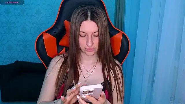 Elishka  online show from May 27, 10:07 pm