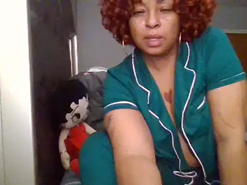 Snapshot of MSweetLindaParks chatting on January 5, 4:58 am MSweetLindaParks online show from January 5, 4:58 am