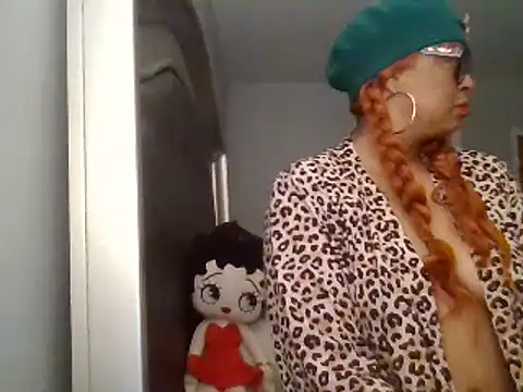 Snapshot of MSweetLindaParks chatting on March 22, 9:13 am MSweetLindaParks online show from March 22, 9:13 am