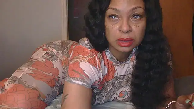 Snapshot of MSweetLindaParks chatting on November 11, 11:16 pm MSweetLindaParks online show from November 11, 11:16 pm