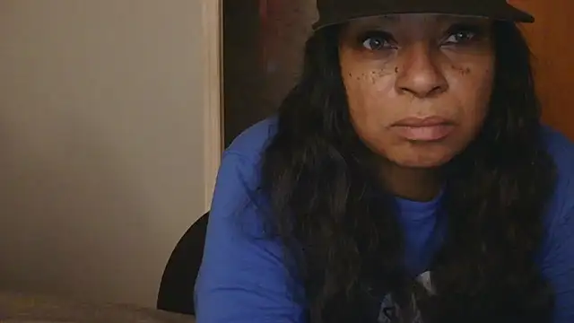 Snapshot of MSweetLindaParks chatting on November 30, 11:42 pm MSweetLindaParks online show from November 30, 11:42 pm