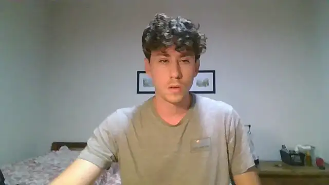 Snapshot of saint_not chatting on December 15, 10:47 pm saint not online show from December 15, 10:47 pm