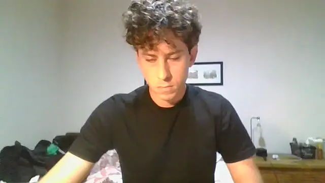 Snapshot of saint_not chatting on December 18, 4:02 pm saint not online show from December 18, 4:02 pm