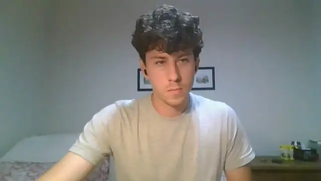 Snapshot of saint_not chatting on February 9, 10:36 pm saint not online show from February 9, 10:36 pm