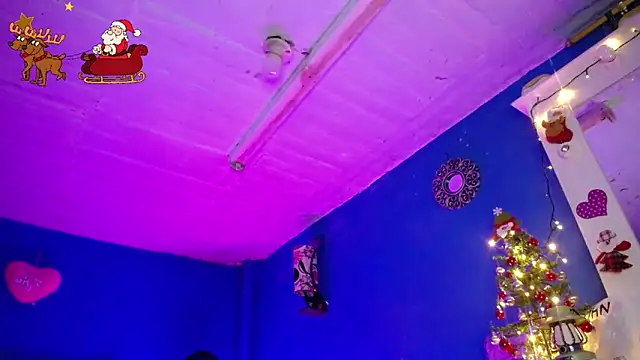 Lunahoney1 online show from December 10, 7:32 pm