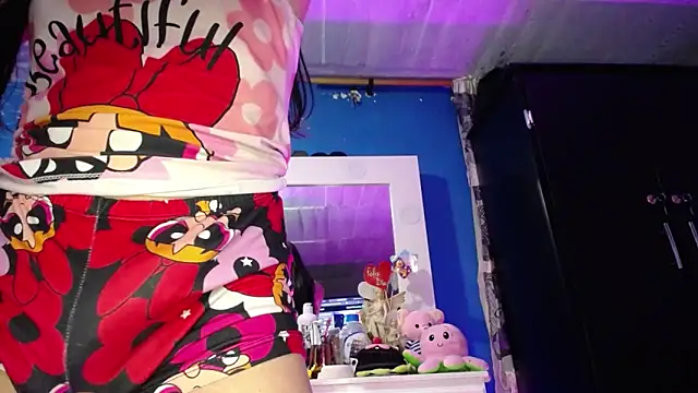 Lunahoney1 online show from February 13, 7:32 pm