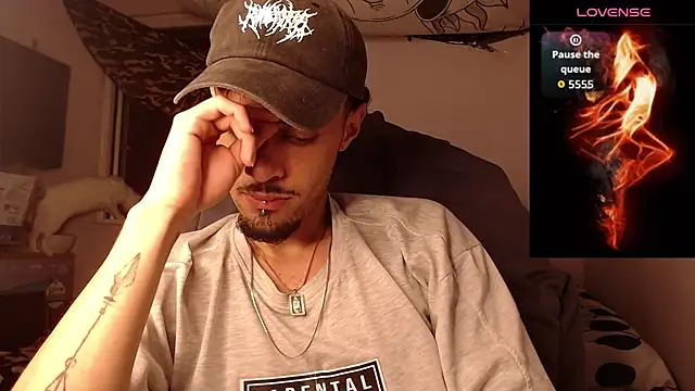 Snapshot of Apolo_S chatting on January 10, 3:30 am Apolo S online show from January 10, 3:30 am