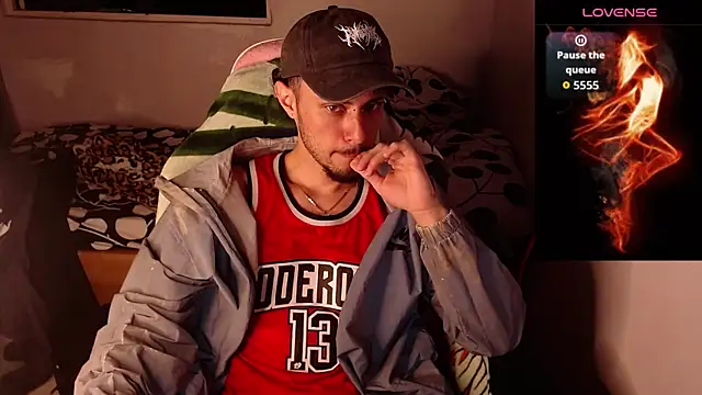 Snapshot of Apolo_S chatting on January 14, 12:27 am Apolo S online show from January 14, 12:27 am