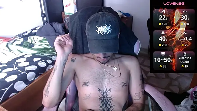 Snapshot of Apolo_S chatting on February 1, 6:39 pm Apolo S online show from February 1, 6:39 pm