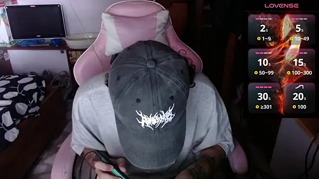 Snapshot of Apolo_S chatting on February 4, 1:50 pm Apolo S online show from February 4, 1:50 pm