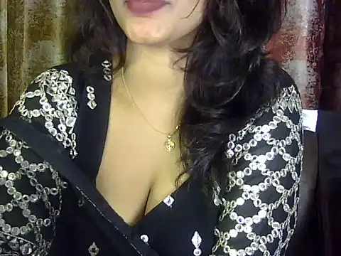 Snapshot of SEXY-MAHI- chatting on February 2, 11:11 pm SEXY-MAHI- online show from February 2, 11:11 pm