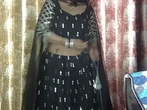 Snapshot of SEXY-MAHI- chatting on February 4, 6:27 pm SEXY-MAHI- online show from February 4, 6:27 pm