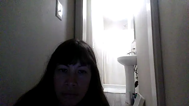 Snapshot of petitedoll29 chatting on November 8, 2:01 am petitedoll29 online show from November 8, 2:01 am