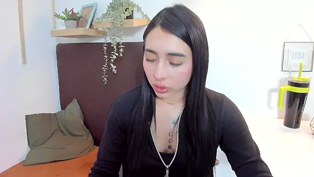 Snapshot of isabella_jade chatting on March 1, 5:38 pm isabella jade online show from March 1, 5:38 pm