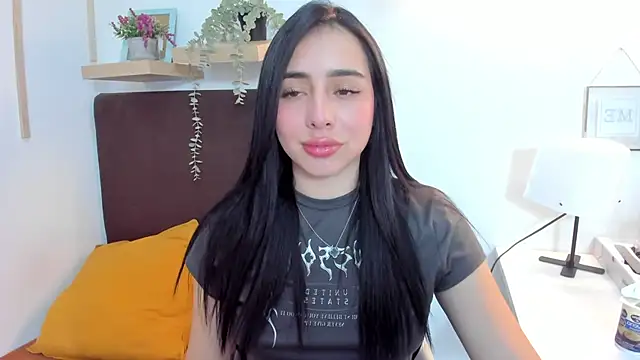 Snapshot of isabella_jade chatting on March 17, 6:32 pm isabella jade online show from March 17, 6:32 pm