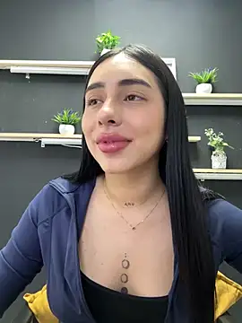 Snapshot of isabella_jade chatting on November 14, 1:21 pm isabella jade online show from November 14, 1:21 pm