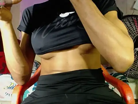 Snapshot of SexyLindaBig chatting on November 30, 9:35 am SexyLindaBig online show from November 30, 9:35 am