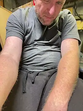 Jjones1923 online show from May 26, 11:17 am